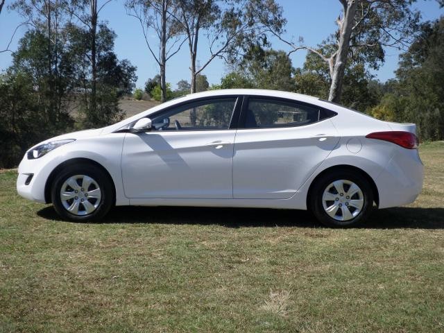2013 Hyundai ELANTRA MD2-13  Active Auto Sedan
