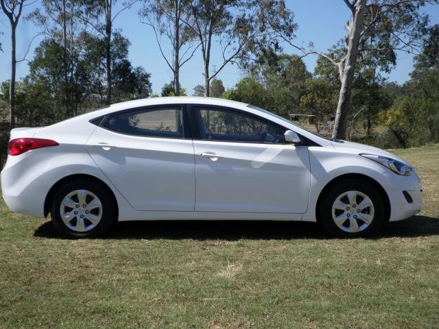 2013 Hyundai ELANTRA MD2-13  Active Auto Sedan