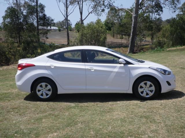 2013 Hyundai ELANTRA MD2-13  Active Auto Sedan