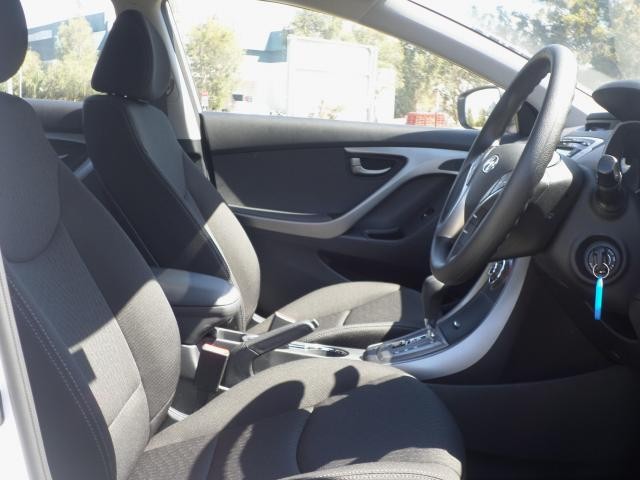 2013 Hyundai ELANTRA MD2  Active Auto Sedan