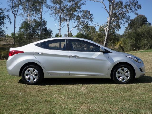2013 Hyundai ELANTRA MD2-13  Active Manual Sedan