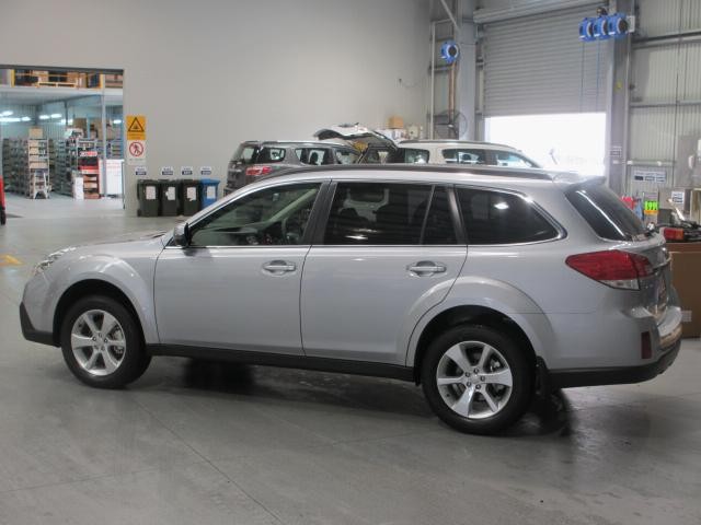 2013 Subaru OUTBACK MY13  2.0D Premium CVT Wagon