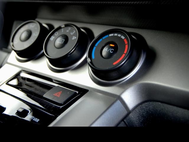 2012 Toyota Rukus Build 1 2.4L Petrol Automatic 5 Door Hatch