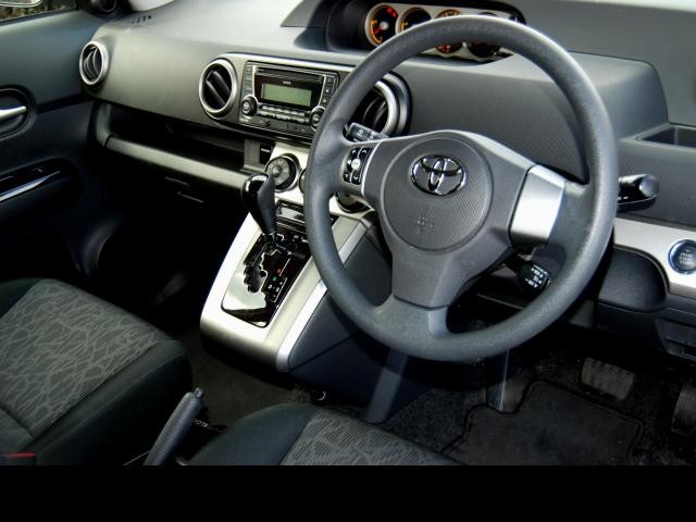 2012 Toyota Rukus Build 1 2.4L Petrol Automatic 5 Door Hatch