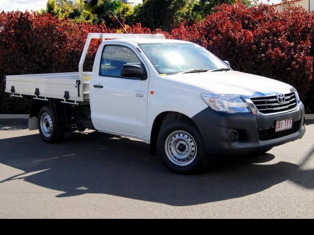 2013 Toyota HILUX 4x2 Workmate 2.7L Petrol Manual Single Cab C/C