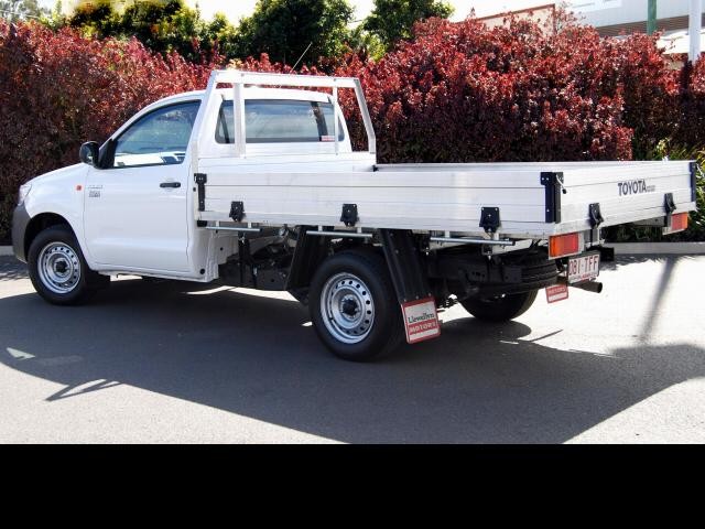 2013 Toyota HILUX 4x2 Workmate 2.7L Petrol Manual Single Cab C/C