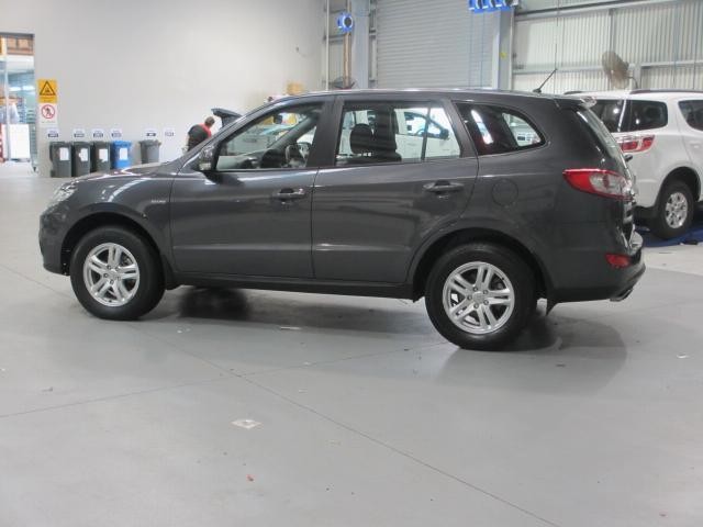 2009 Hyundai SANTA FE 2009 Hyundai  SLX Auto Wagon