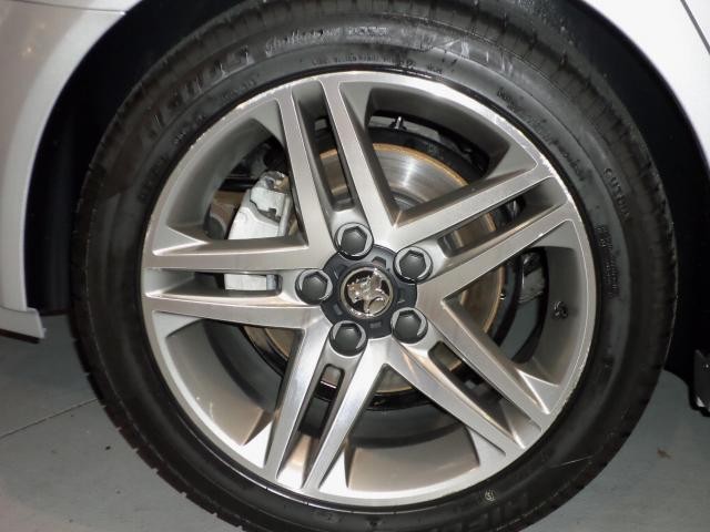 2011 Holden COMMODORE VE SERIES 2 SV6 SEDAN AUTO