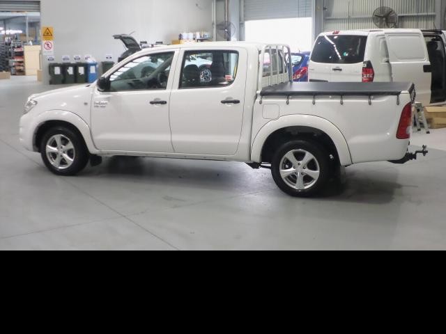 2008 Toyota HILUX 4x2 SR 4.0L Petrol Manual Double Cab