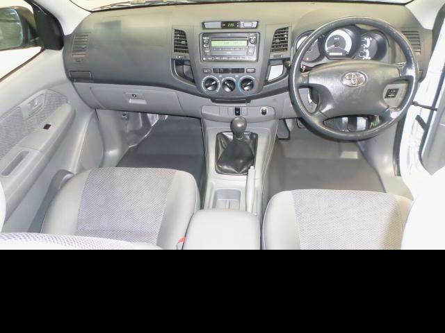 2008 Toyota HILUX 4x2 SR 4.0L Petrol Manual Double Cab