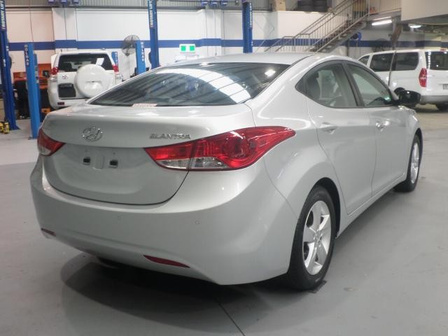 2012 Hyundai ELANTRA 2012  Elite Auto Sedan