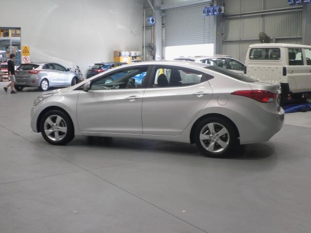 2012 Hyundai ELANTRA 2012  Elite Auto Sedan