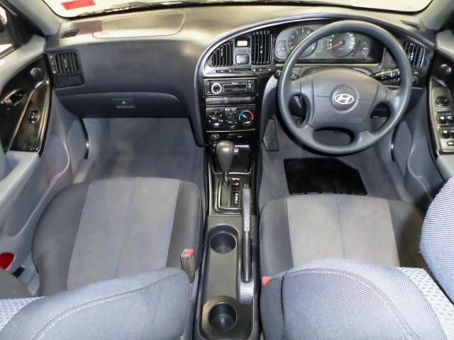 2004 Hyundai ELANTRA FX 2.0 HVT