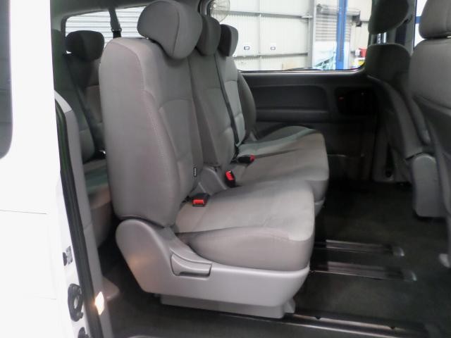 2011 Hyundai iMax SLX AUTO WAGON