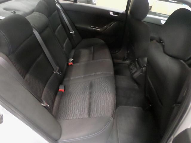 2011 FORD FALCON XR6