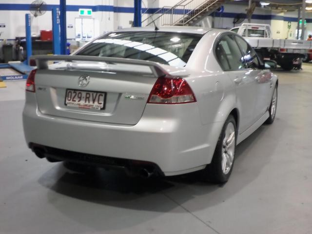 2010 Holden COMMODORE VEA SV6 AUTO SEDAN
