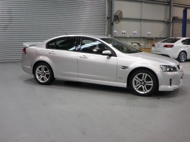 2010 Holden COMMODORE VEA SV6 AUTO SEDAN