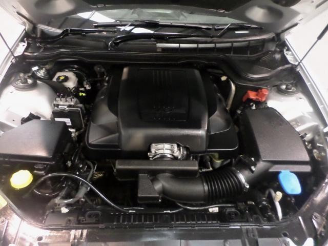 2010 Holden COMMODORE VEA SV6 AUTO SEDAN