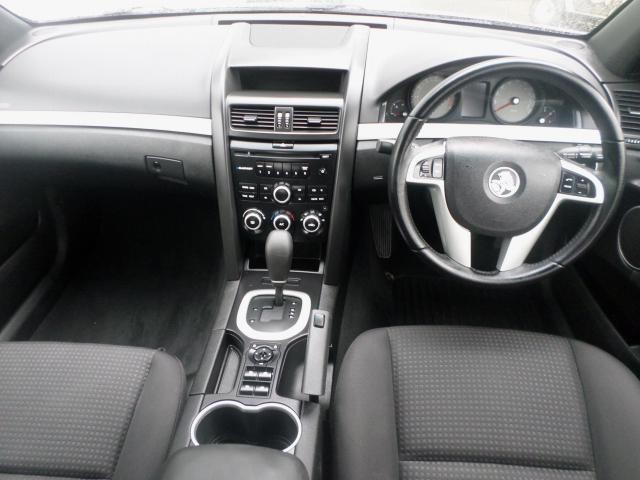 2010 Holden COMMODORE VEA SV6 AUTO SEDAN