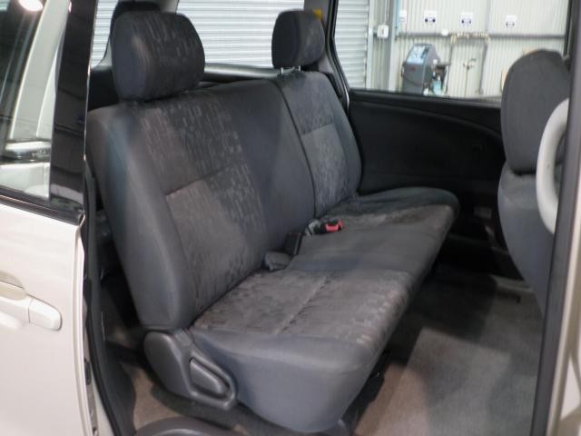 2005 Toyota TARAGO GLI 2.4L Petrol Automat