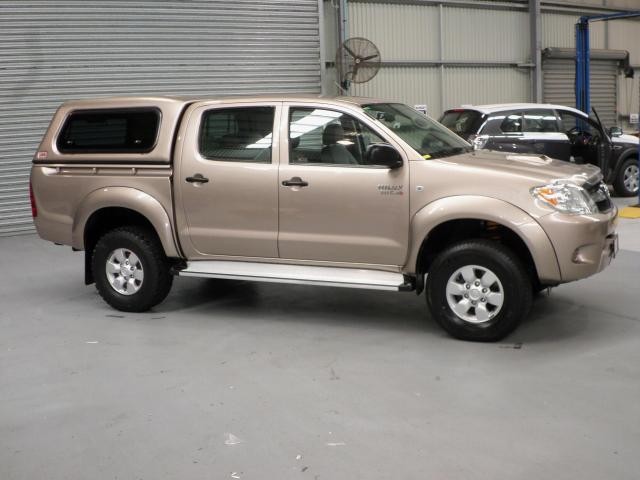 2007 Toyota HILUX 4x4 SR 3.0L T Diesel Manual Double Cab