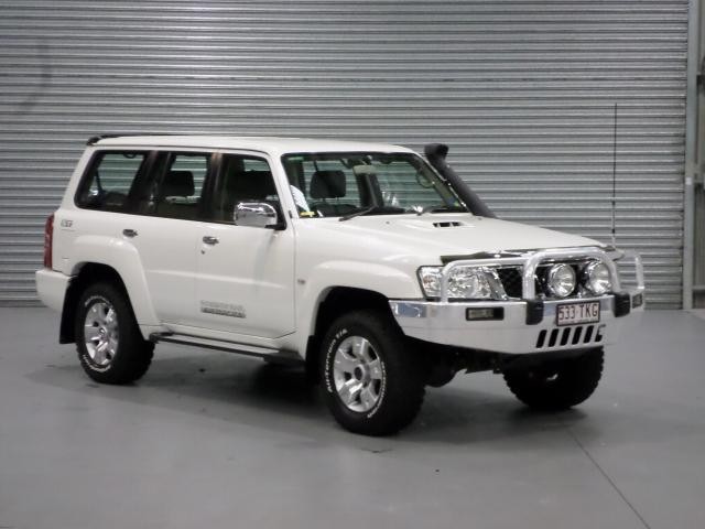 2010 NISSAN PATROL ST-L (4x4)