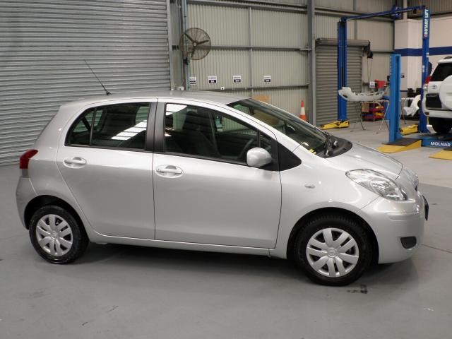 2011 Toyota YARIS YR 1.3L Petrol Automatic 5 Door Hatch