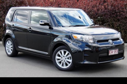 2012 Toyota Rukus Build 1 2.4L Petrol Automatic 5 Door Hatch