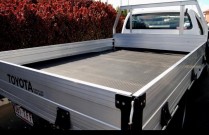 2013 Toyota HILUX 4x2 Workmate 2.7L Petrol Manual Single Cab C/C