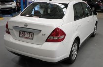 2010 NISSAN TIIDA ST