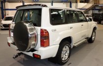 2010 NISSAN PATROL ST-L (4x4)